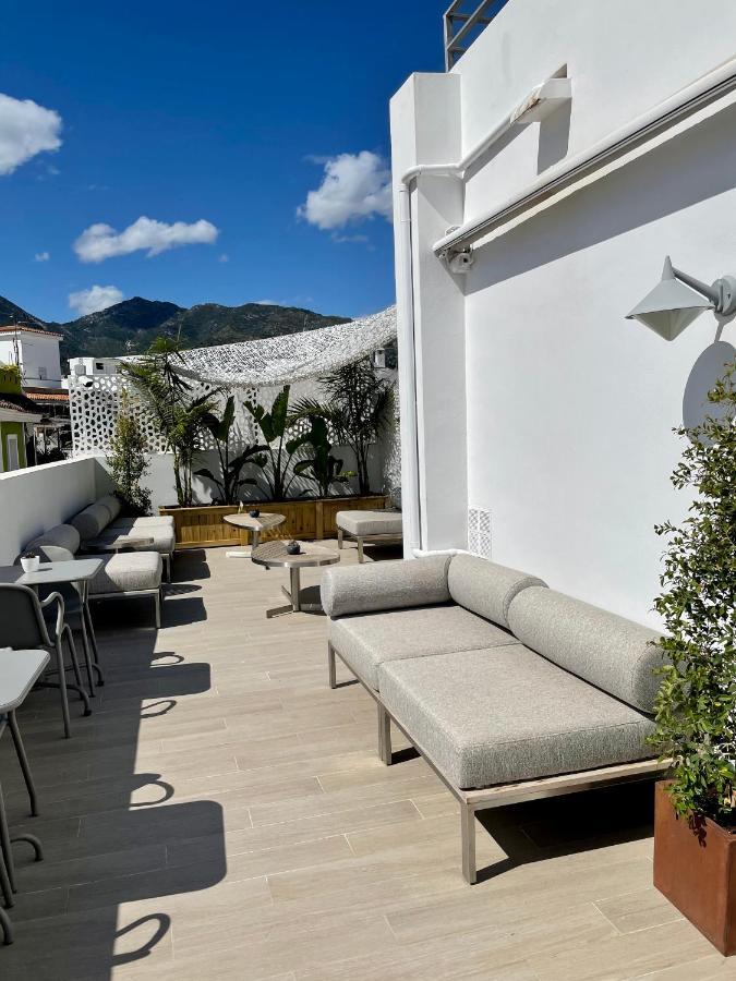 Hostal El Caprichito Marbella Bagian luar foto